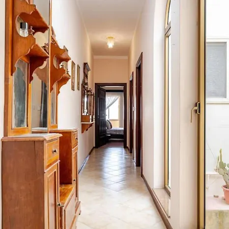 Santa Rita Of Majestic Townhouse Holiday home Victoria