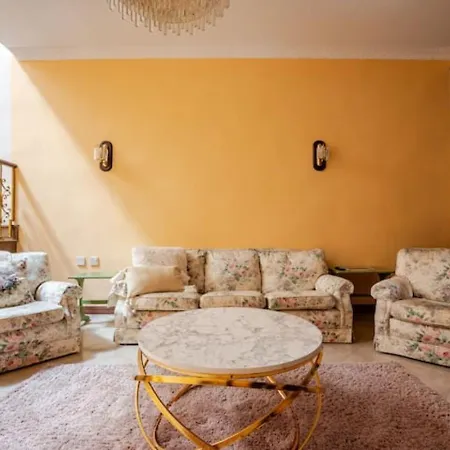 Santa Rita Of Majestic Townhouse Holiday home Victoria