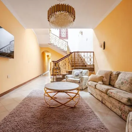 Santa Rita Of Majestic Townhouse Holiday home Victoria