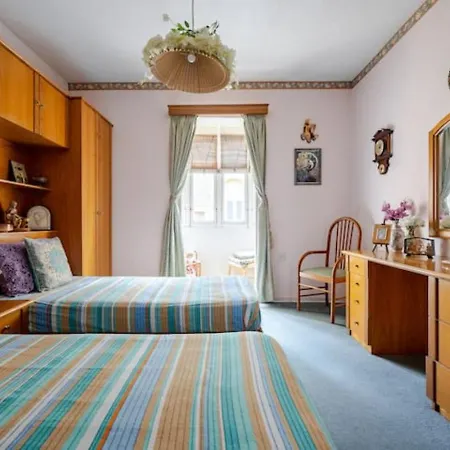 Santa Rita Of Majestic Townhouse Feriehus Victoria