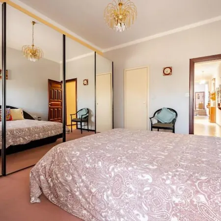 Santa Rita Of Majestic Townhouse * Victoria