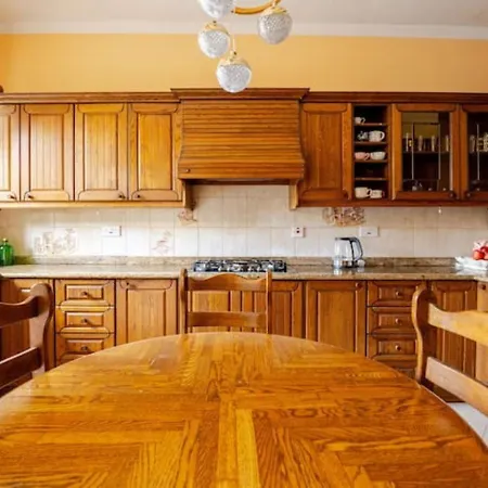 Santa Rita Of Majestic Townhouse